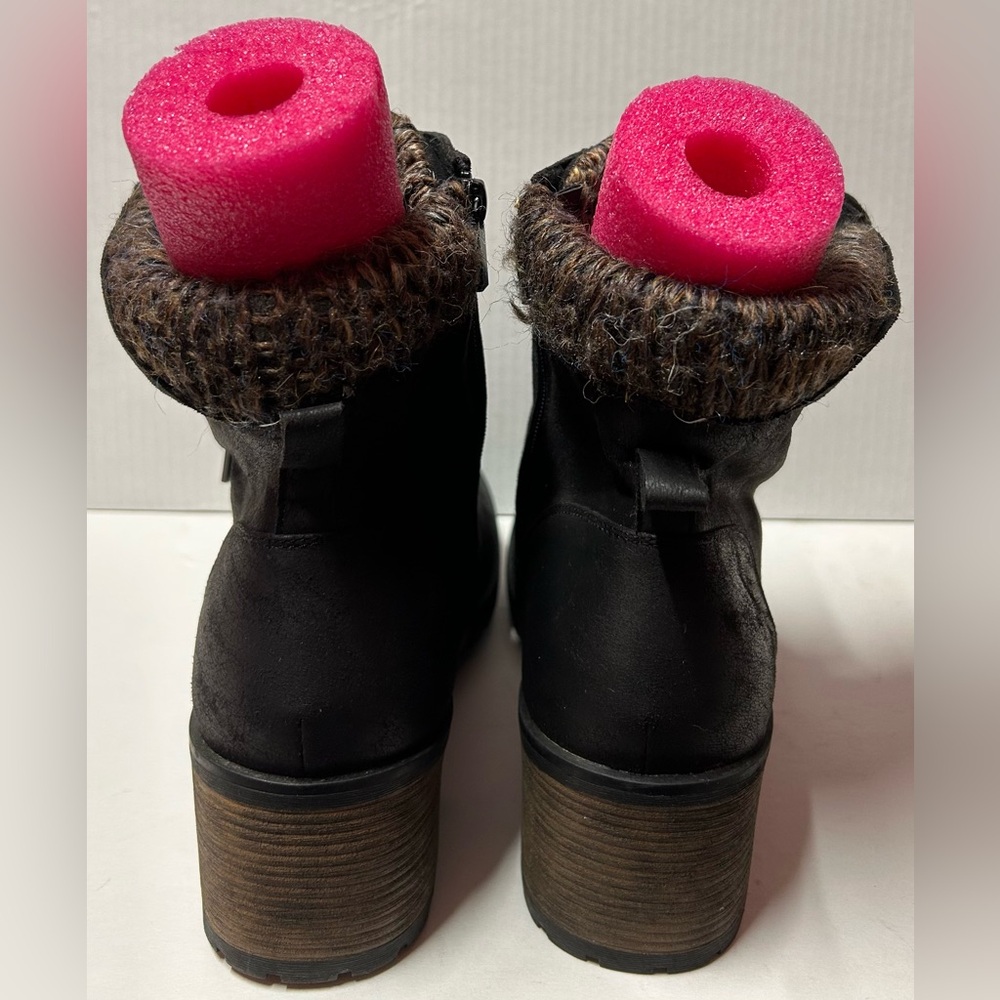 TORRID BLACK DURABLE HIKER COMBAT BOOT SIZE 12 WIDE FAUX LEATHER SWEATER TRIMMED - Picture 4 of 8